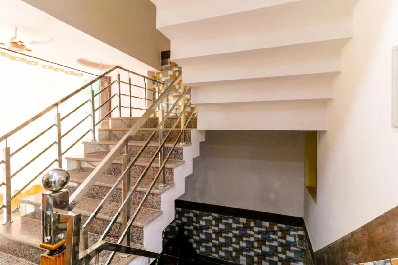 Hotel Belwood Suites - Near New Delhi Airport