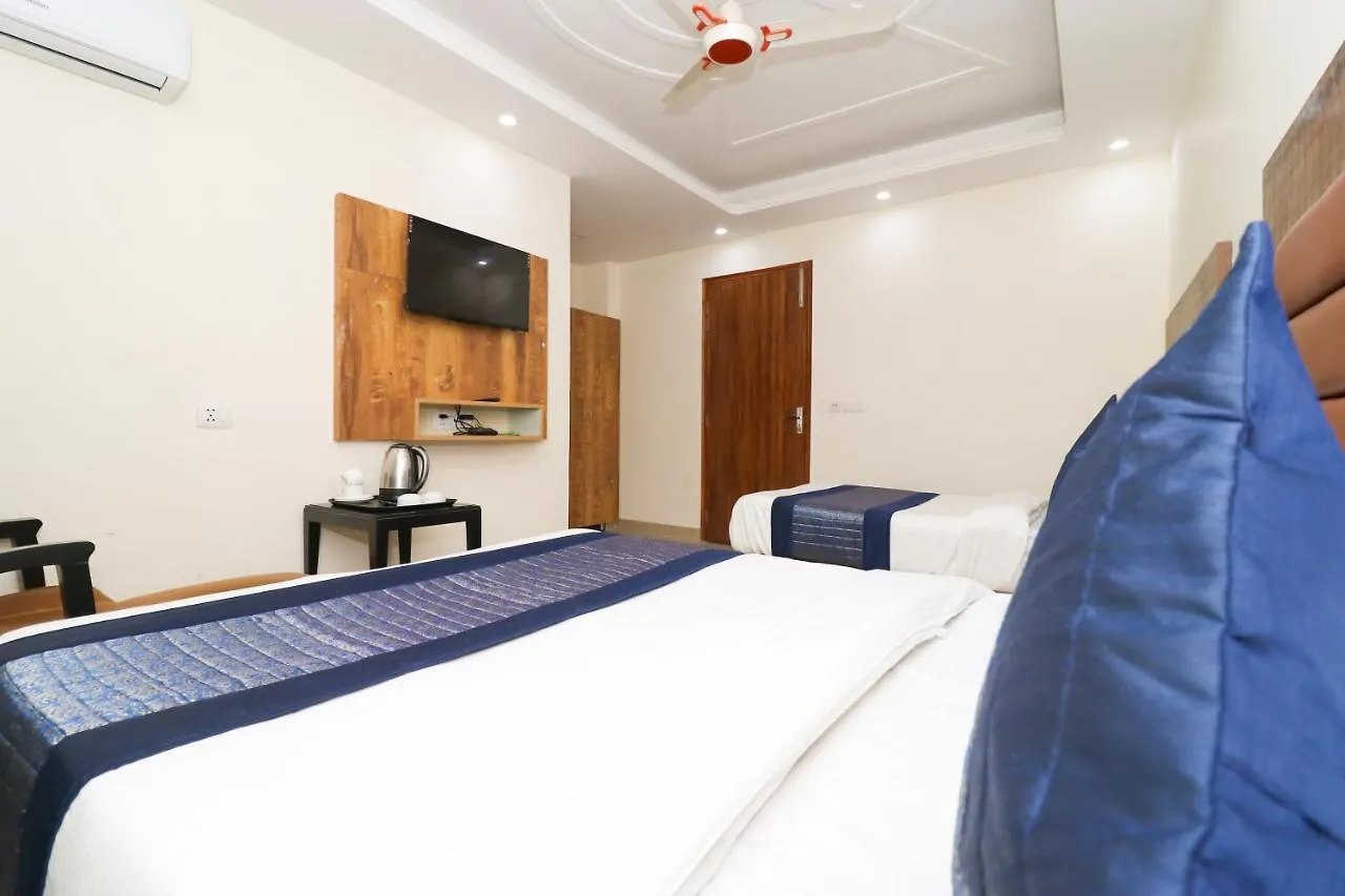 Hotel Belwood Suites - Near New Delhi Airport