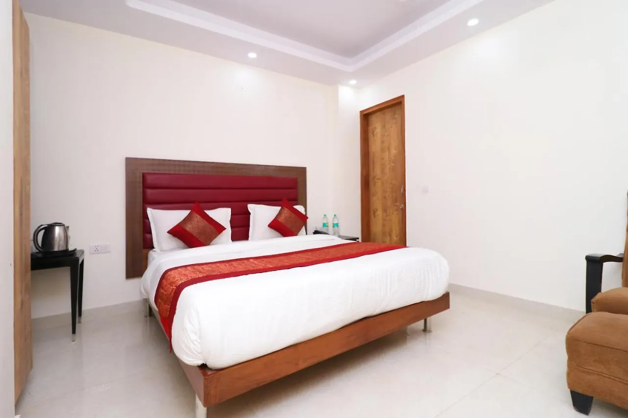 Hotel Belwood Suites - Near New Delhi Airport 3*,  India