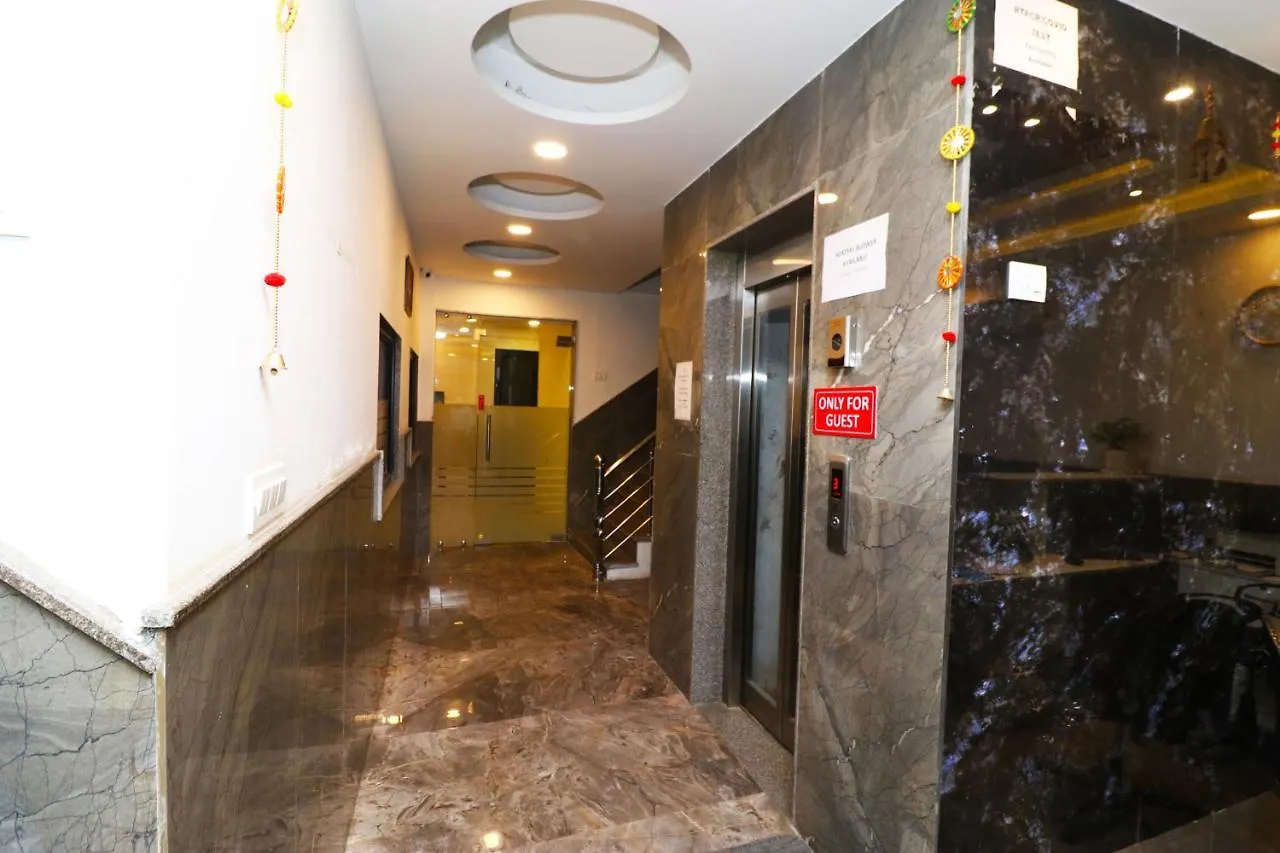 Hotel Belwood Suites - Near New Delhi Airport