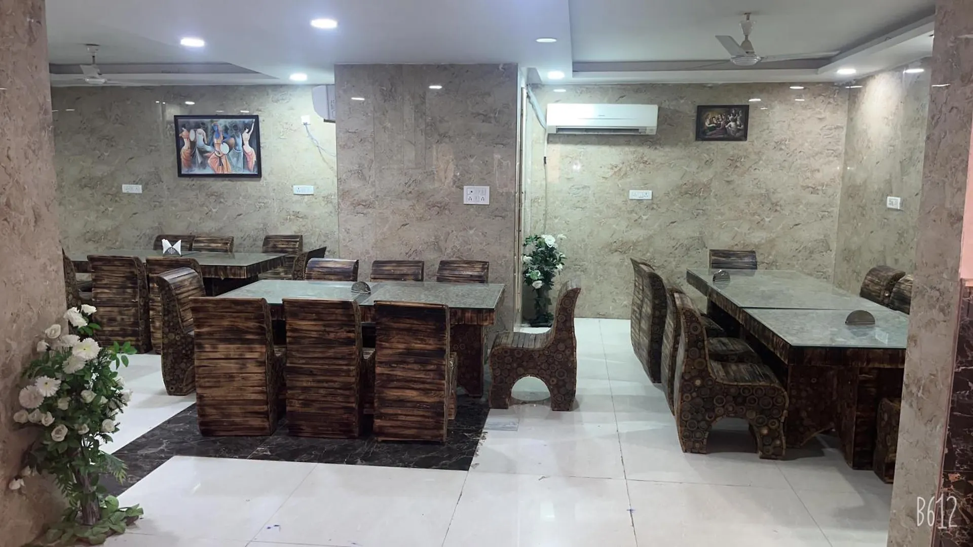 Hotel Belwood Suites - Near New Delhi Airport India