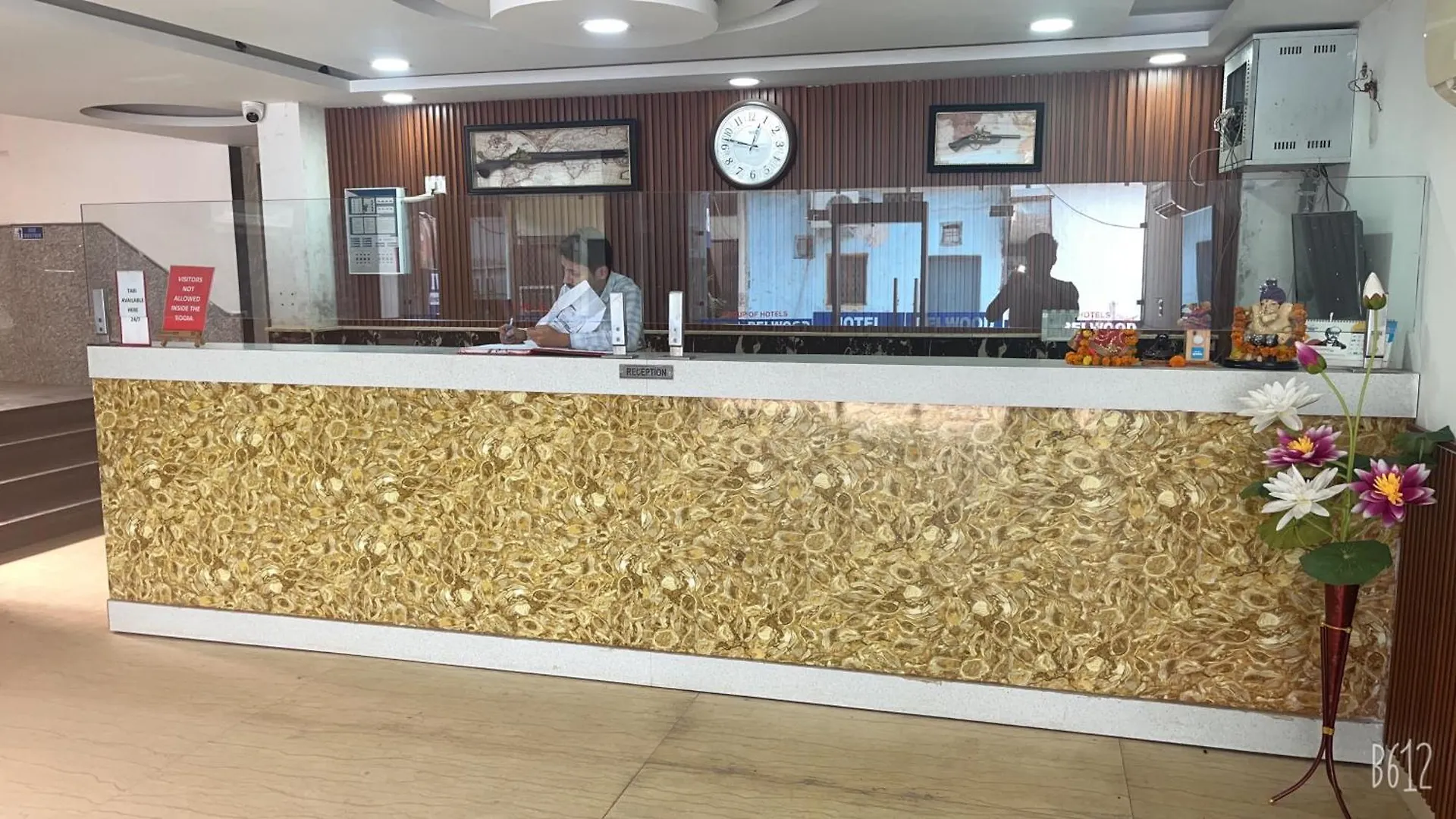 Hotel Belwood Suites - Near New Delhi Airport